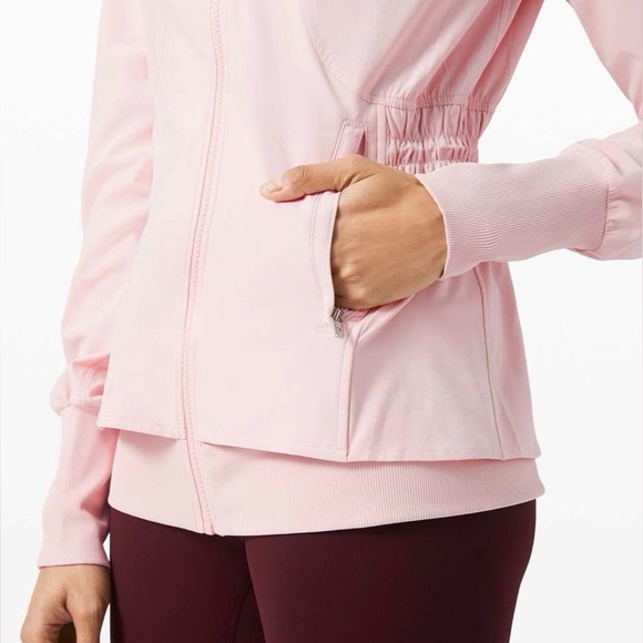Lululemon Sights Seen Jacket
Misty Pink - Picture 3 of 5